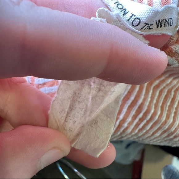 Caution to the Wind Orange Ribbed Knit V Neck Sleeveless Crop Top size L - Picture 3 of 8